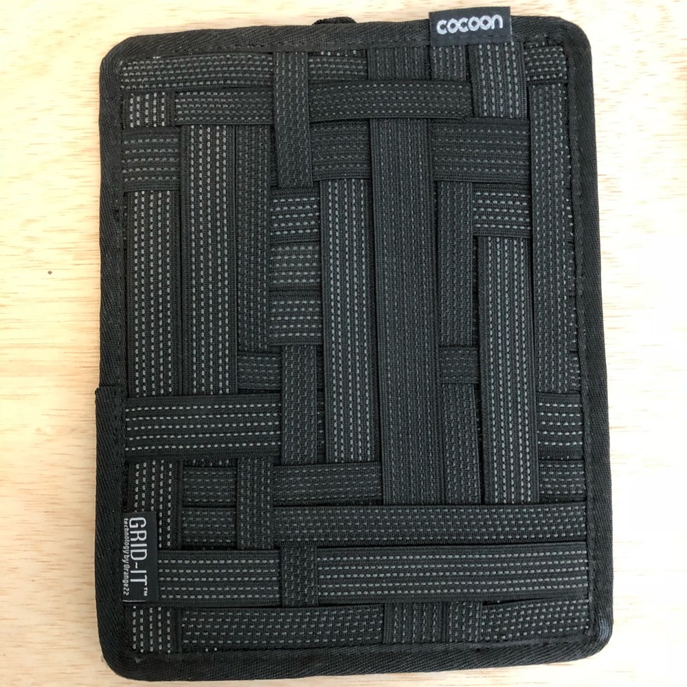 NWOT Cocoon Grid It - Small